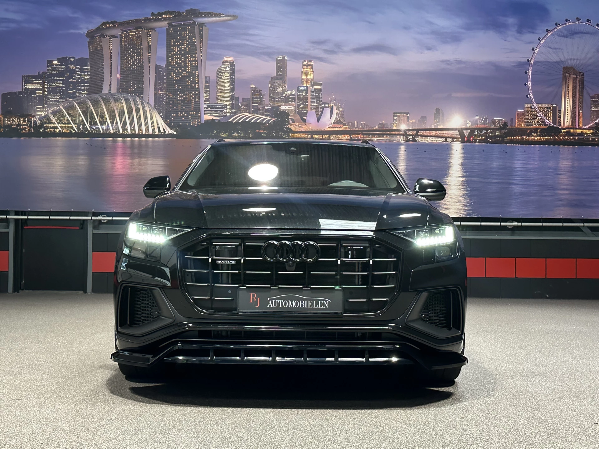 Hoofdafbeelding Audi Q8