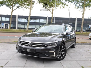 Hoofdafbeelding Volkswagen Passat Volkswagen Passat Variant GTE 1.4 TSI PHEV 218PK | Panodak | 360° | Virtual | IQ Light Matrix LED | Elektrische kofferklep | Trekhaak |