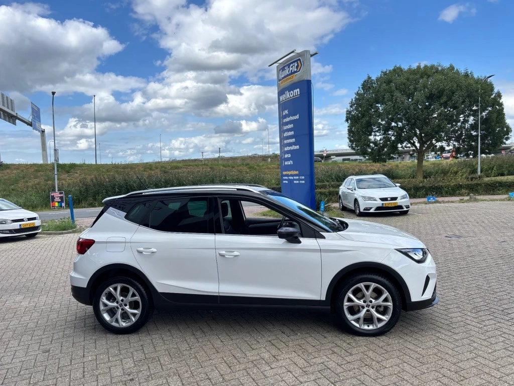Hoofdafbeelding SEAT Arona