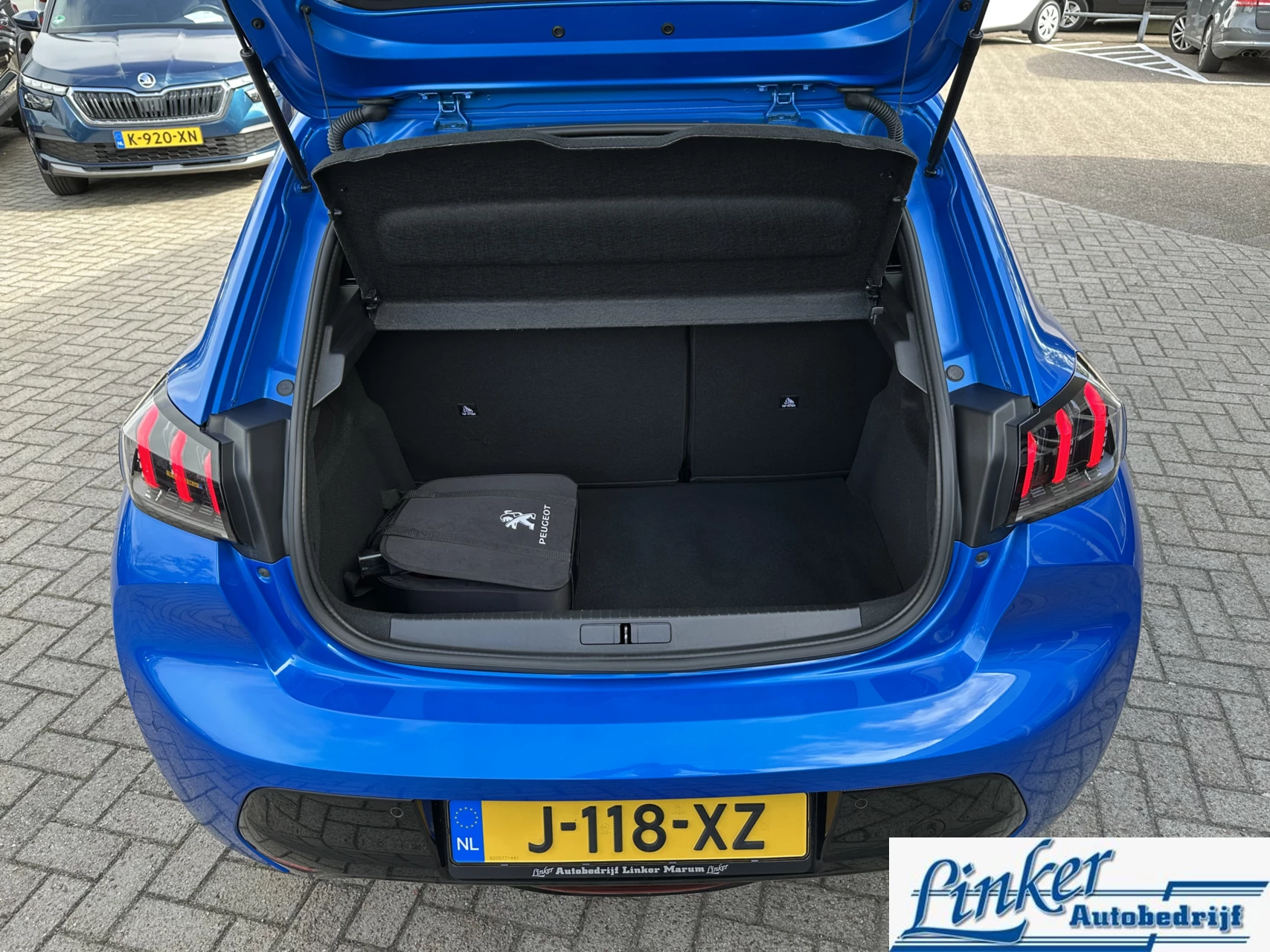 Hoofdafbeelding Peugeot e-208