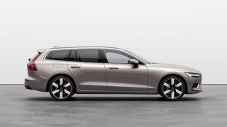 Hoofdafbeelding Volvo V60 Volvo V60 | T6 Recharge AWD Ultra Bright | MY 2025 | Massagestoelen | 360°  Camera |  B&W Audio |