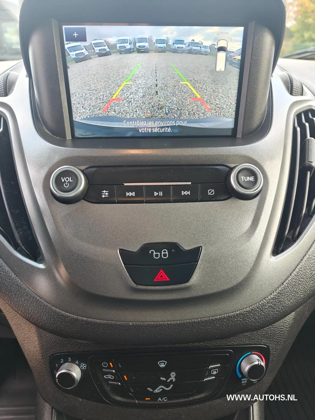 Hoofdafbeelding Ford Transit Courier