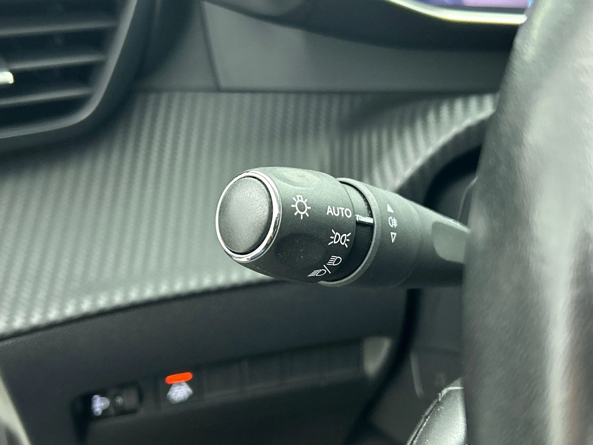 Hoofdafbeelding Peugeot e-208