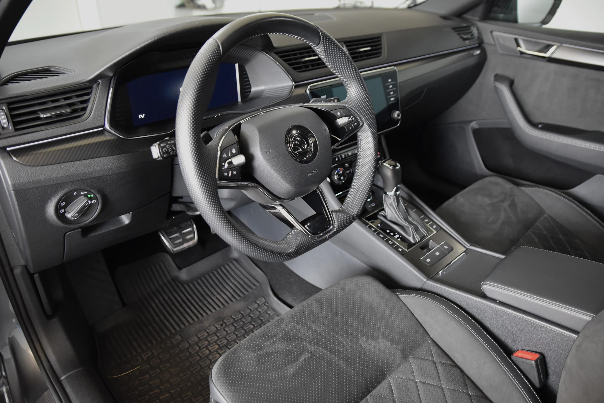 Hoofdafbeelding Škoda Superb