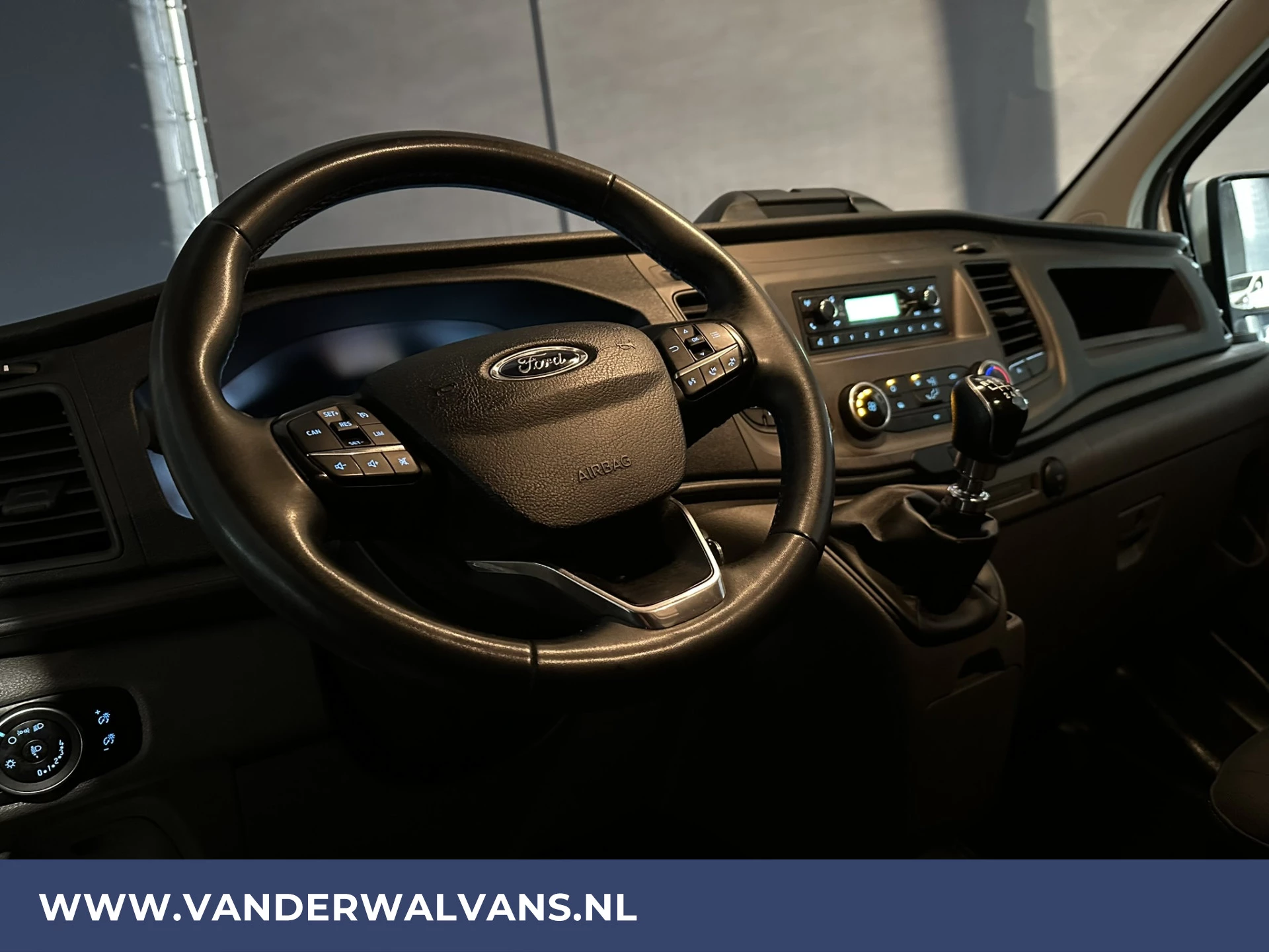 Hoofdafbeelding Ford Transit Custom