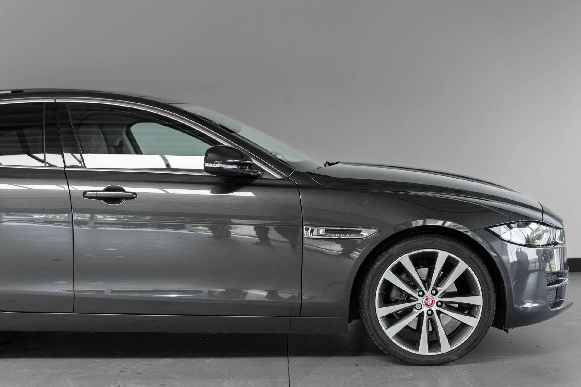 Hoofdafbeelding Jaguar XE