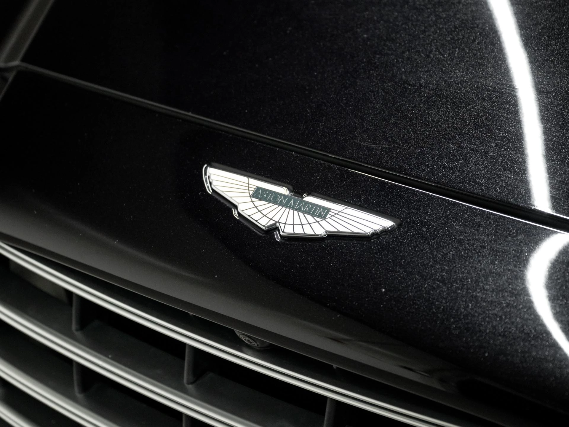 Hoofdafbeelding Aston Martin DBX