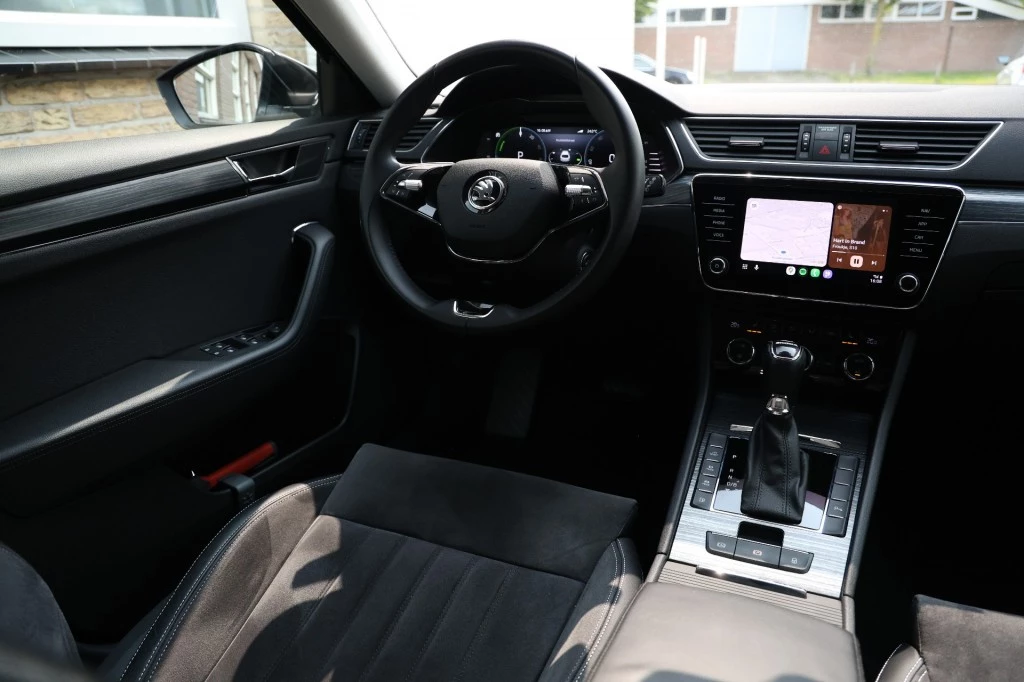 Hoofdafbeelding Škoda Superb