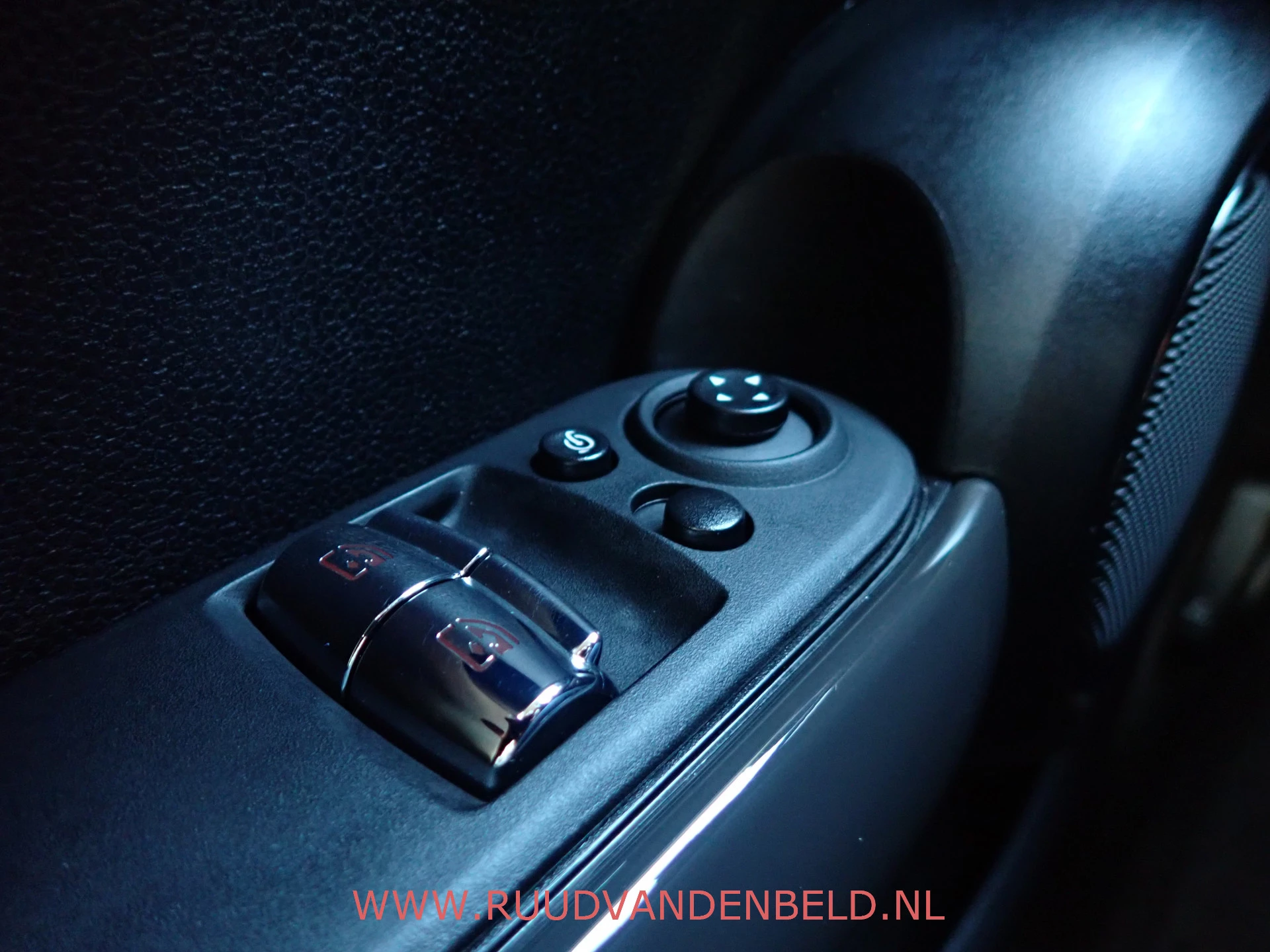 Hoofdafbeelding MINI One