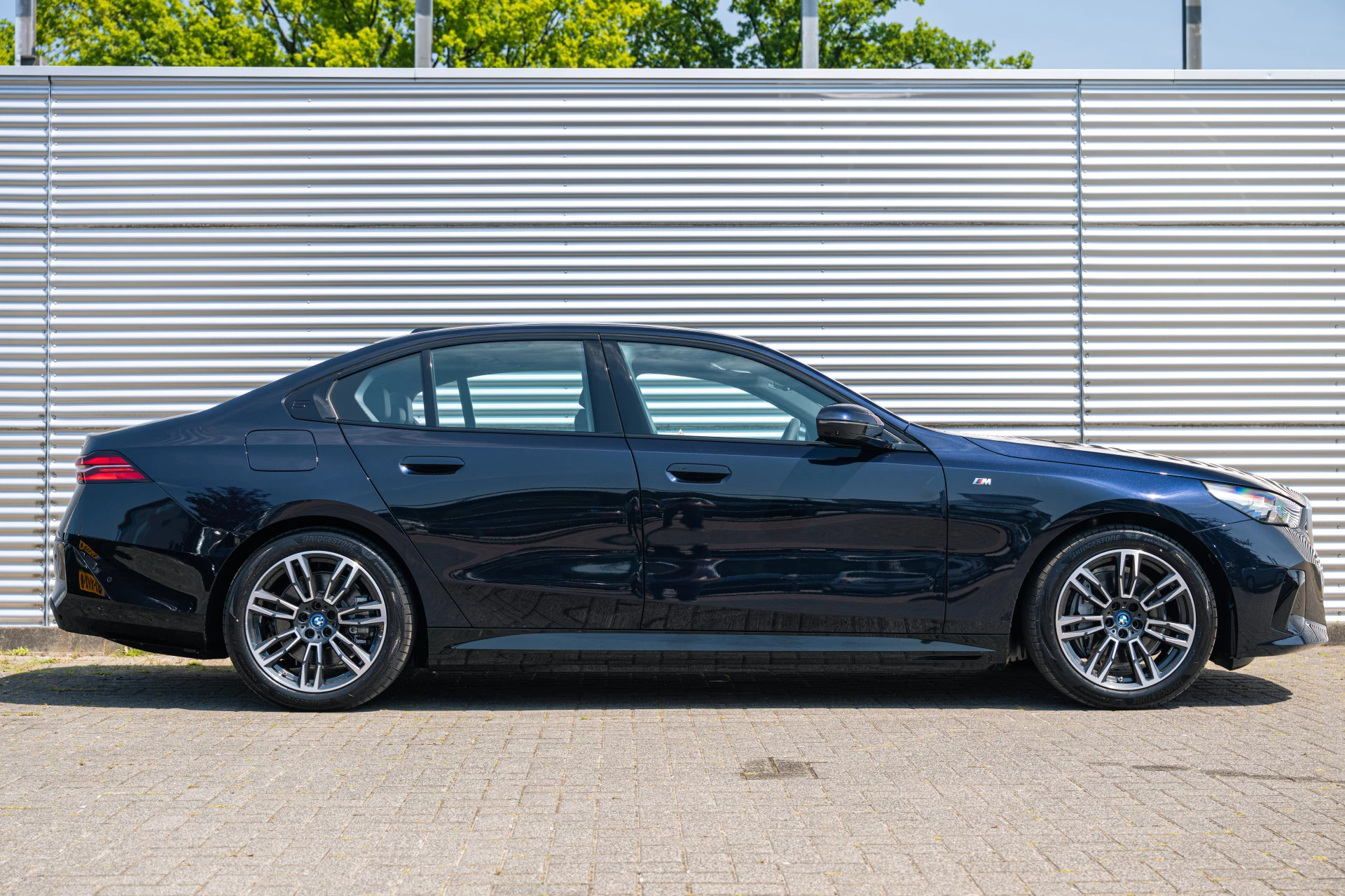 Hoofdafbeelding BMW i5