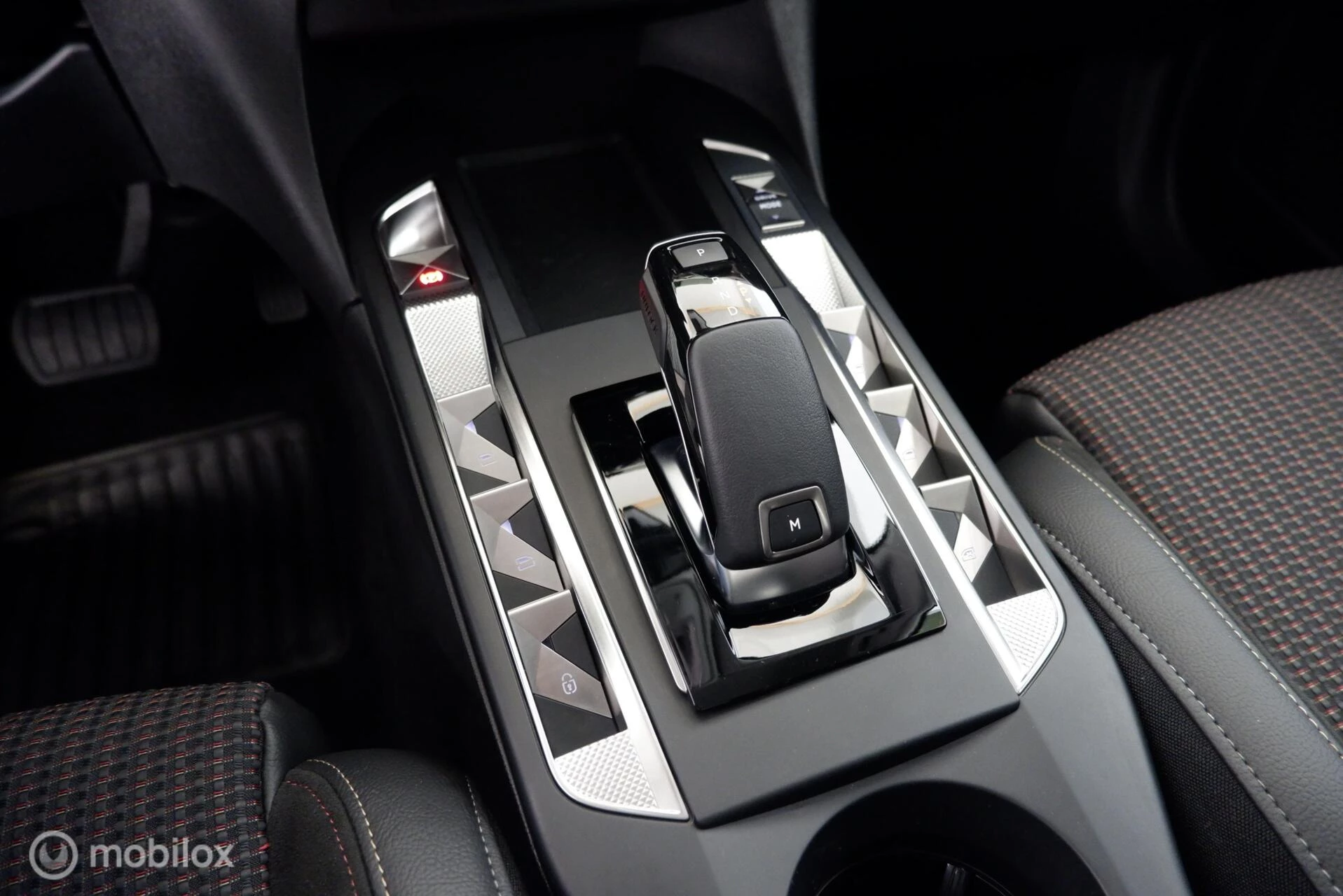 Hoofdafbeelding DS DS 3