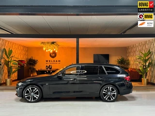 Hoofdafbeelding BMW 3 Serie BMW 3-serie Touring 320i xDrive Edition Sport Line Shadow Executive Garantie Head-Up Pano Camera Elek Achterklep Cruise Rijklaar