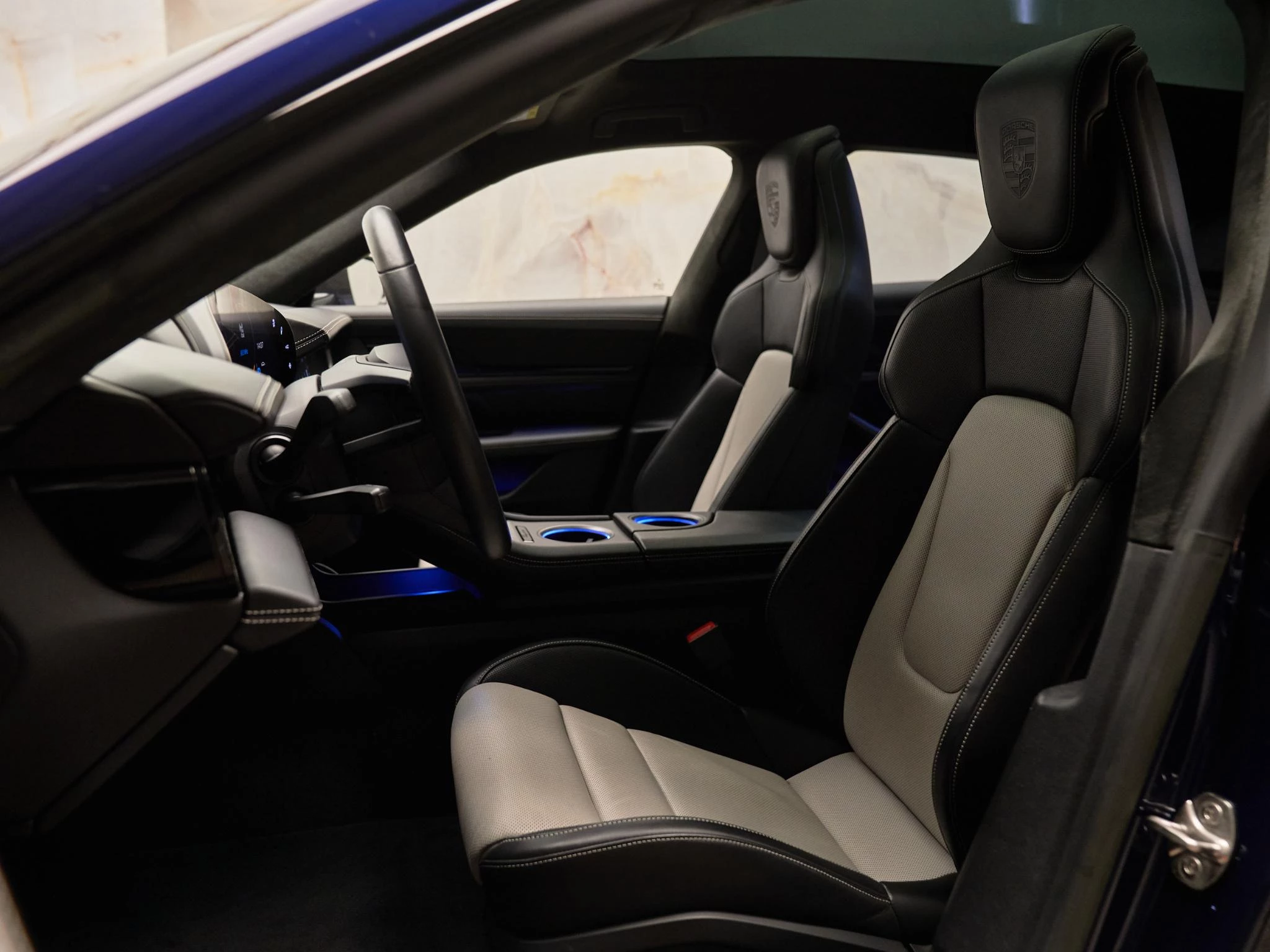 Hoofdafbeelding Porsche Taycan