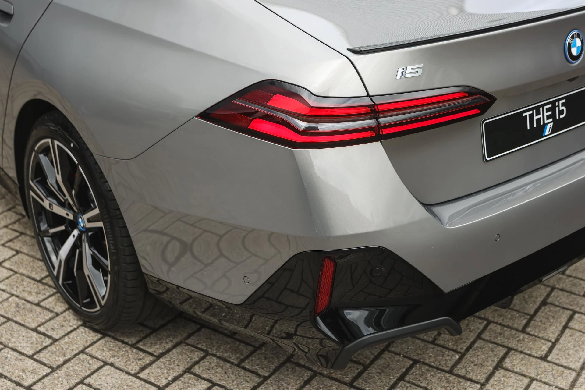Hoofdafbeelding BMW i5