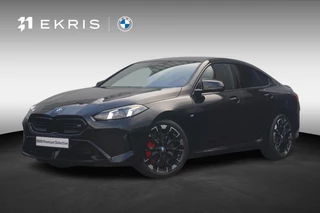 BMW 2 Serie Gran Coupé M235 xDrive | Driving Assistant Professional / Head-up / Rondomzicht Camera's / M sportstoelen / Elektrische Stoelen + Memory