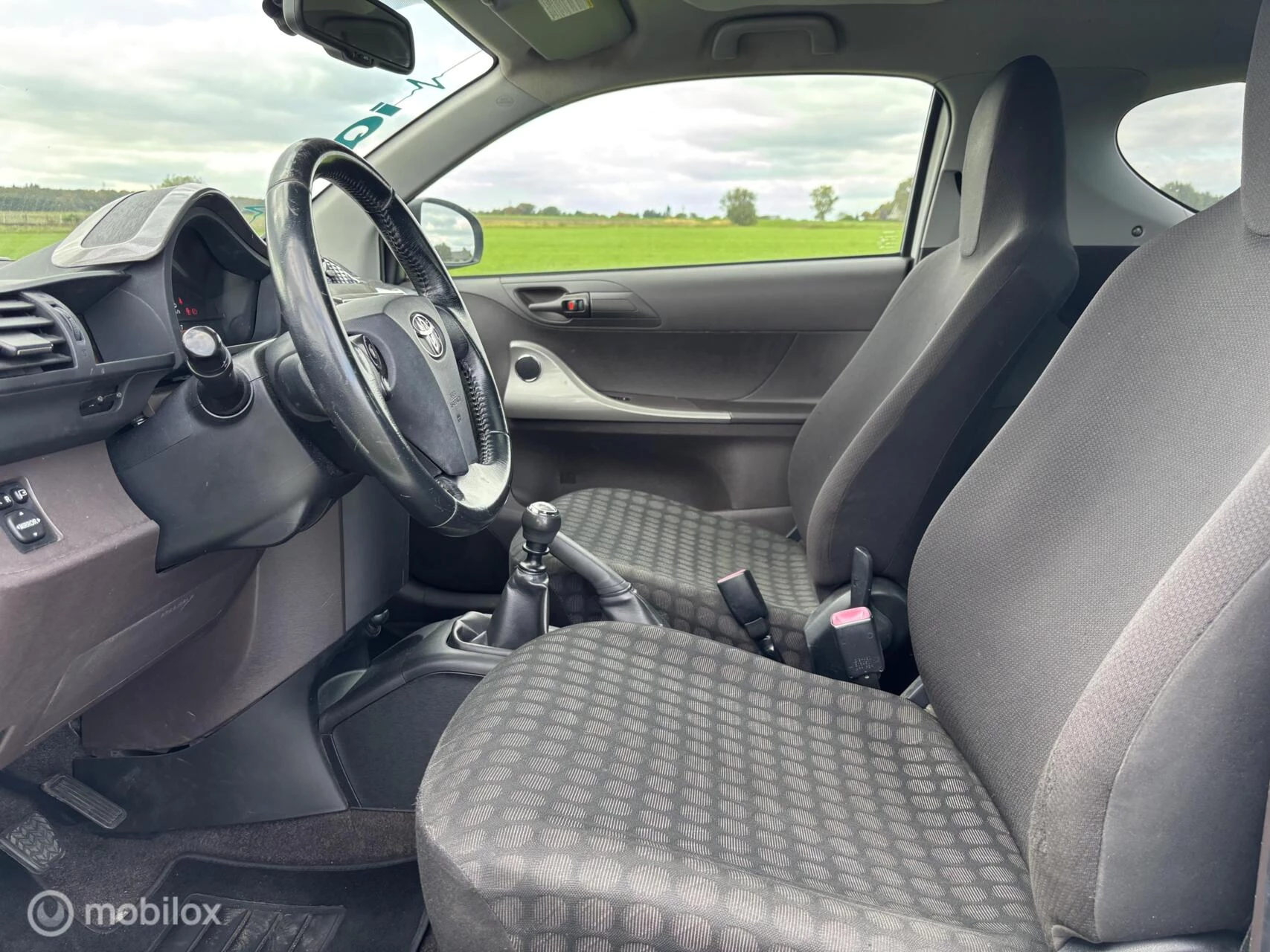 Hoofdafbeelding Toyota iQ