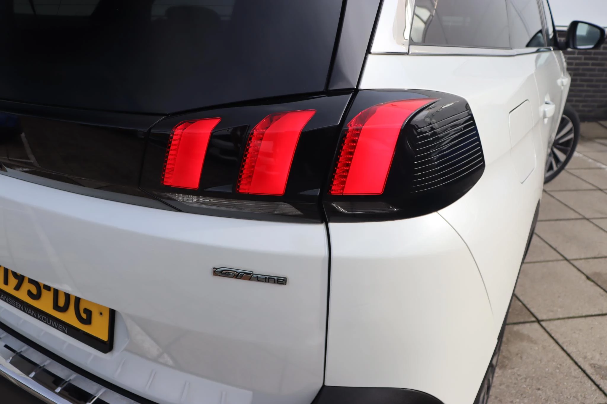 Hoofdafbeelding Peugeot 5008