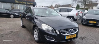 Volvo S60 1.6 T3 Summum💢€7499,-💢automaat -2 kleuren  Lederen interieur -pdc-onderhouds historie-afbeembare trekhaak