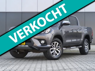 Toyota HiLux 2.4 D-4D-F DOUBLE CAB AUTOMAAT LEER 3200KG TREKHAAK CLIMATE CRUISE