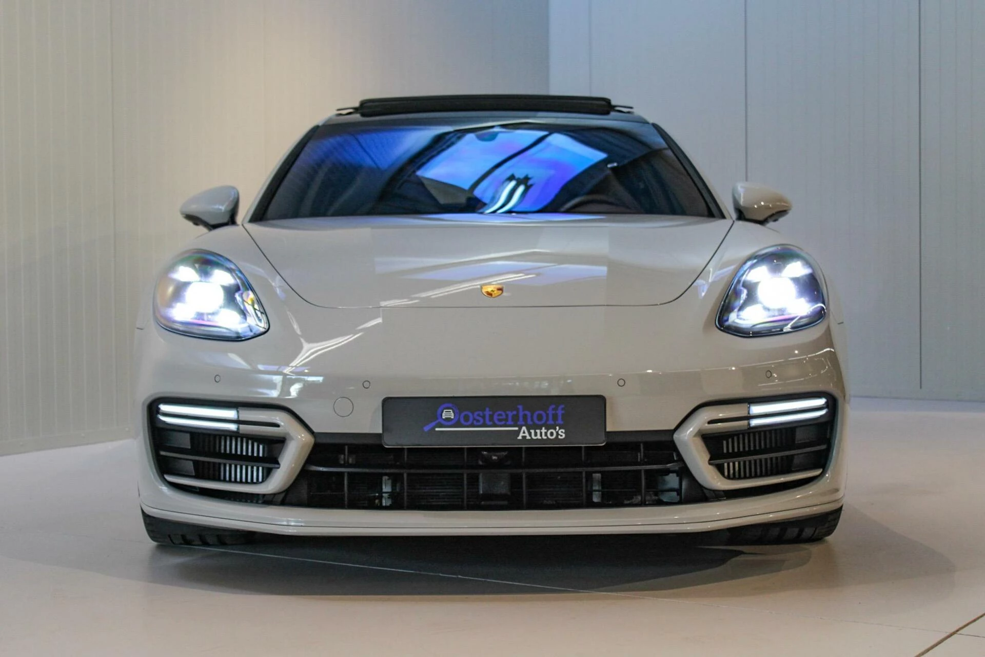 Hoofdafbeelding Porsche Panamera