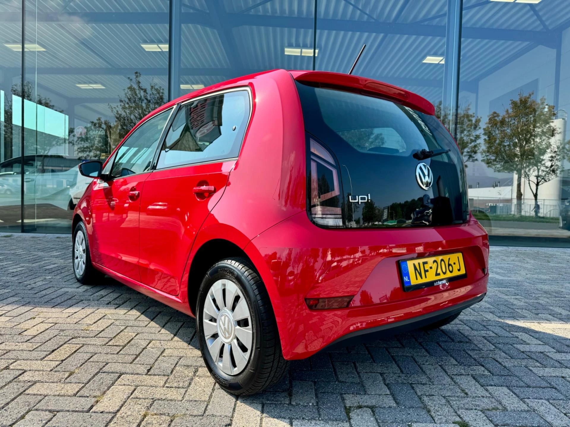 Hoofdafbeelding Volkswagen up!