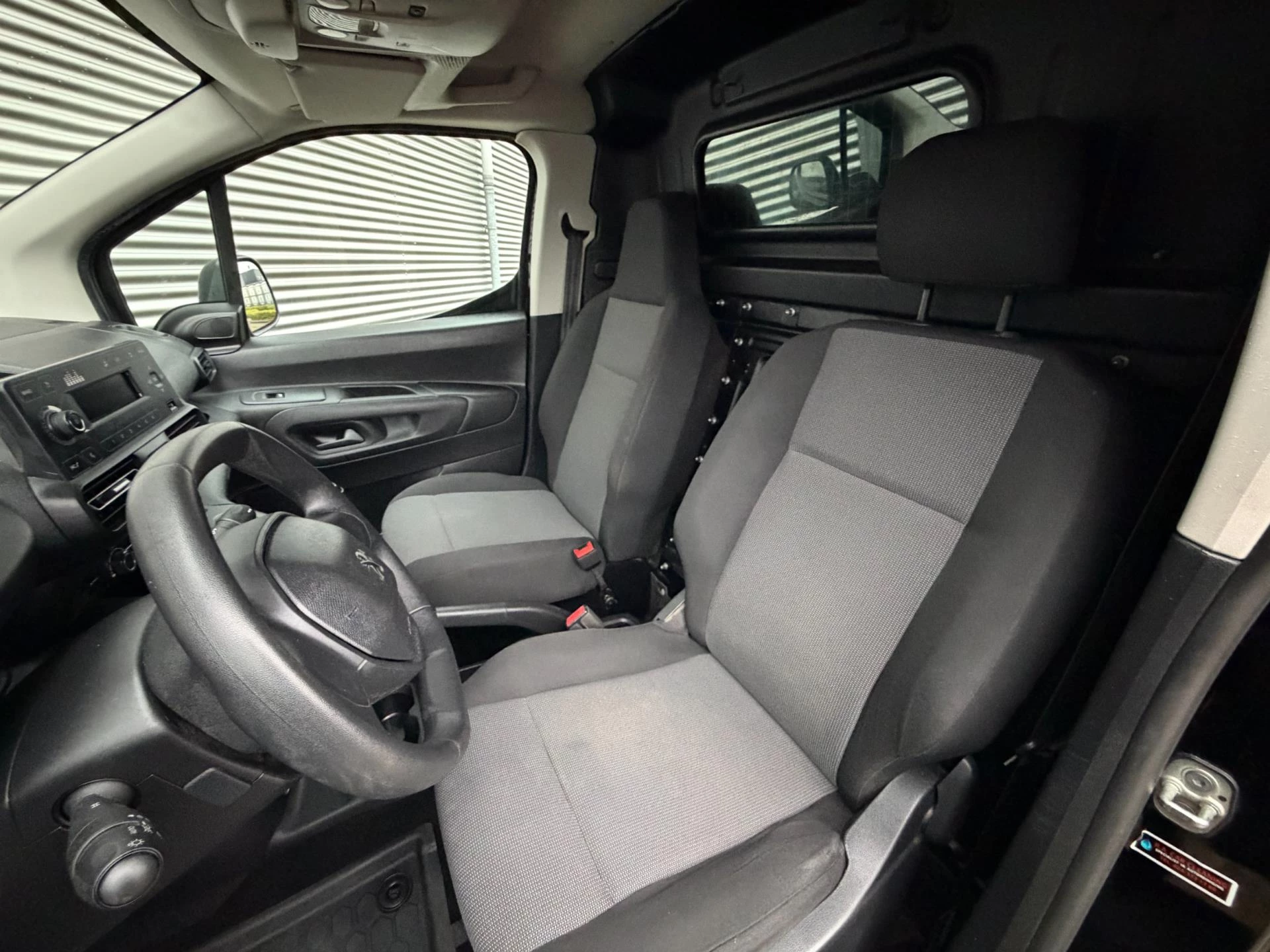 Hoofdafbeelding Peugeot Partner