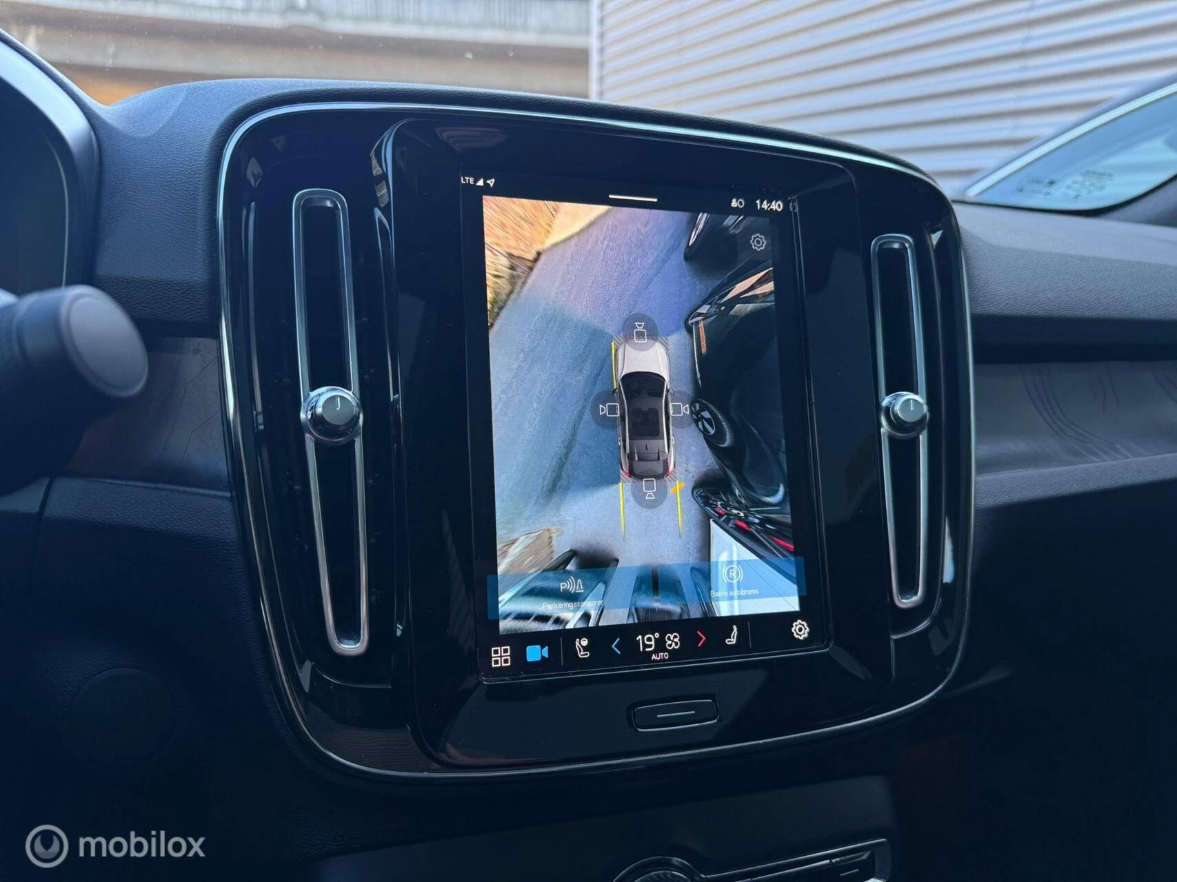 Hoofdafbeelding Volvo C40