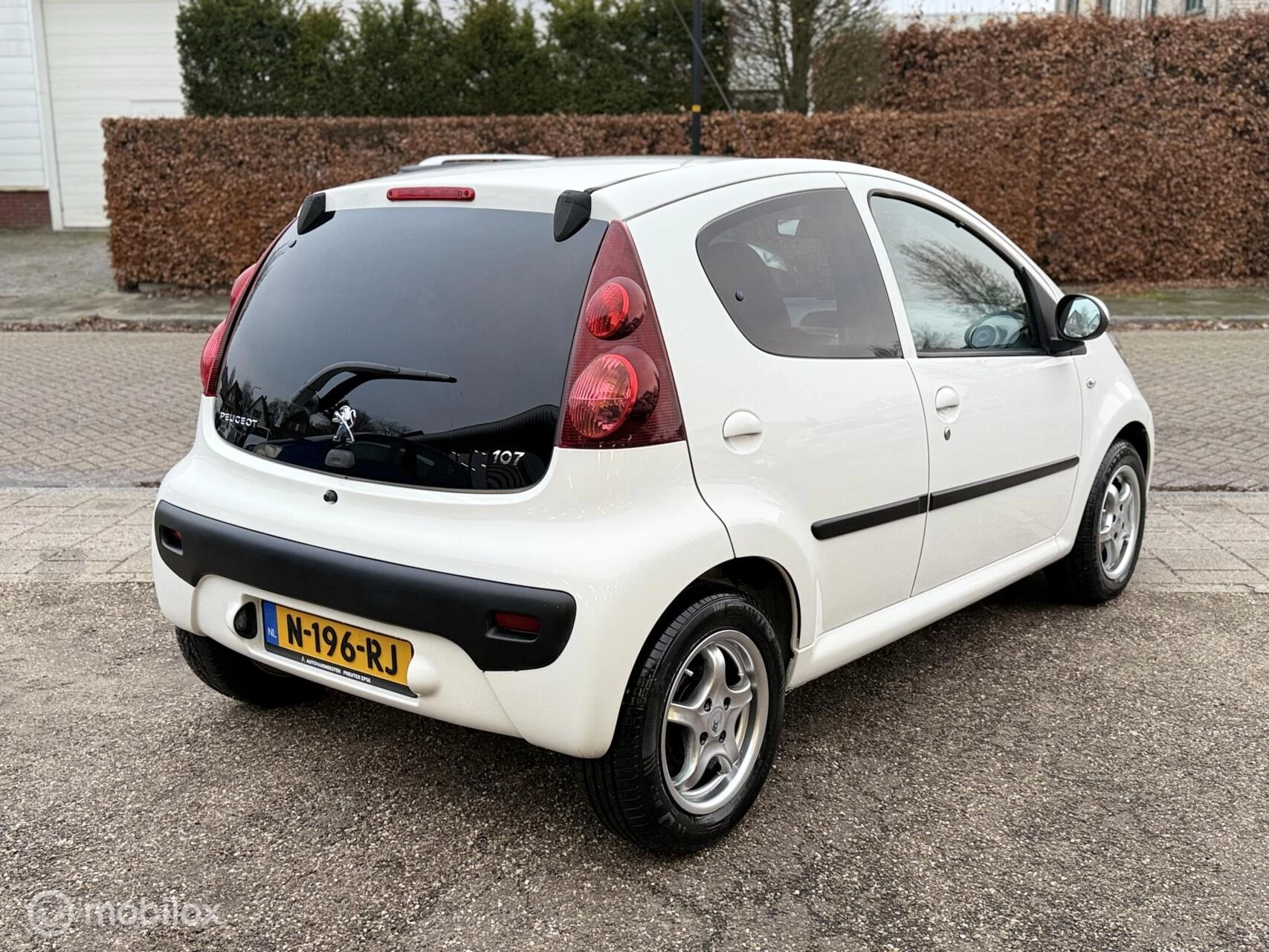 Hoofdafbeelding Peugeot 107