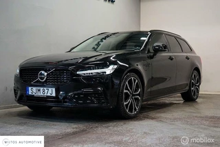 Hoofdafbeelding Volvo V90 Volvo V90 2.0 T6 Plug-in hybrid AWD Plus Dark, luchtvering