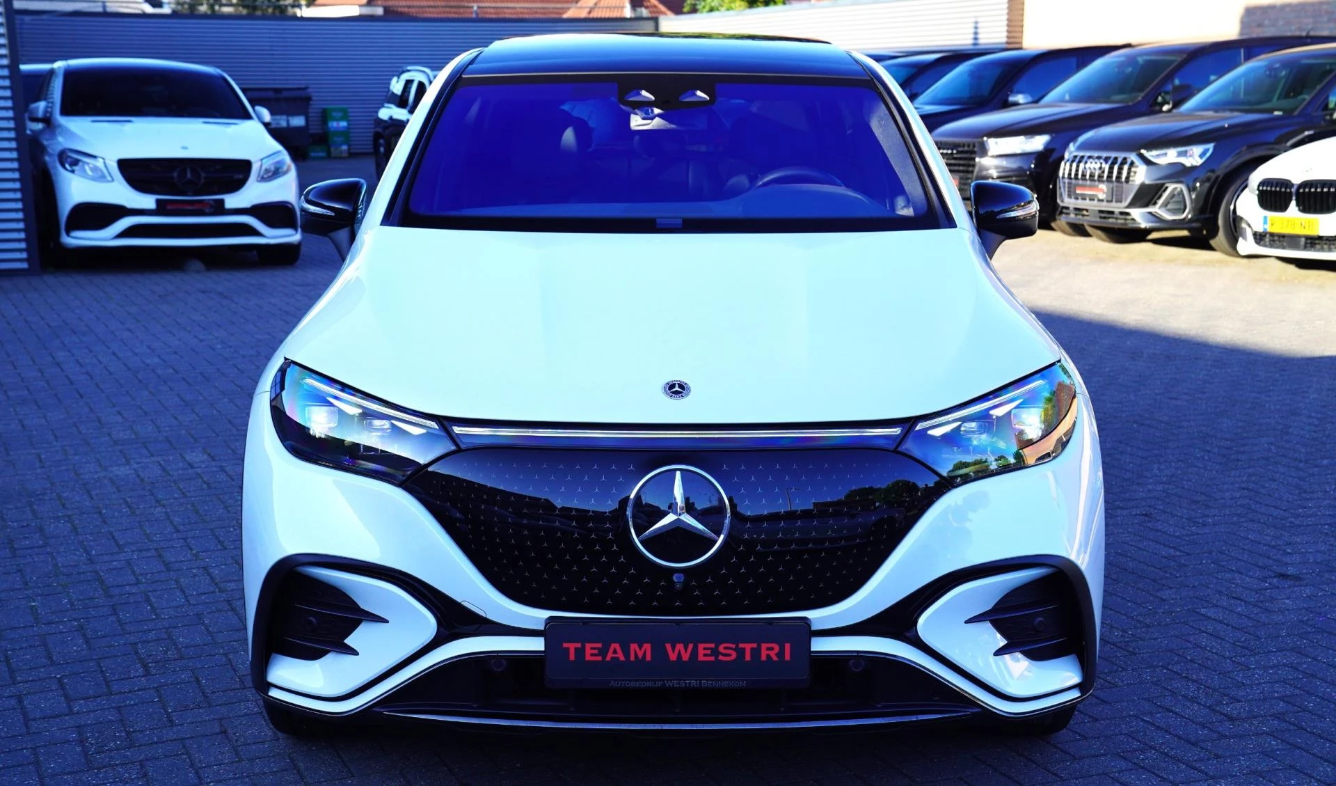 Hoofdafbeelding Mercedes-Benz EQE