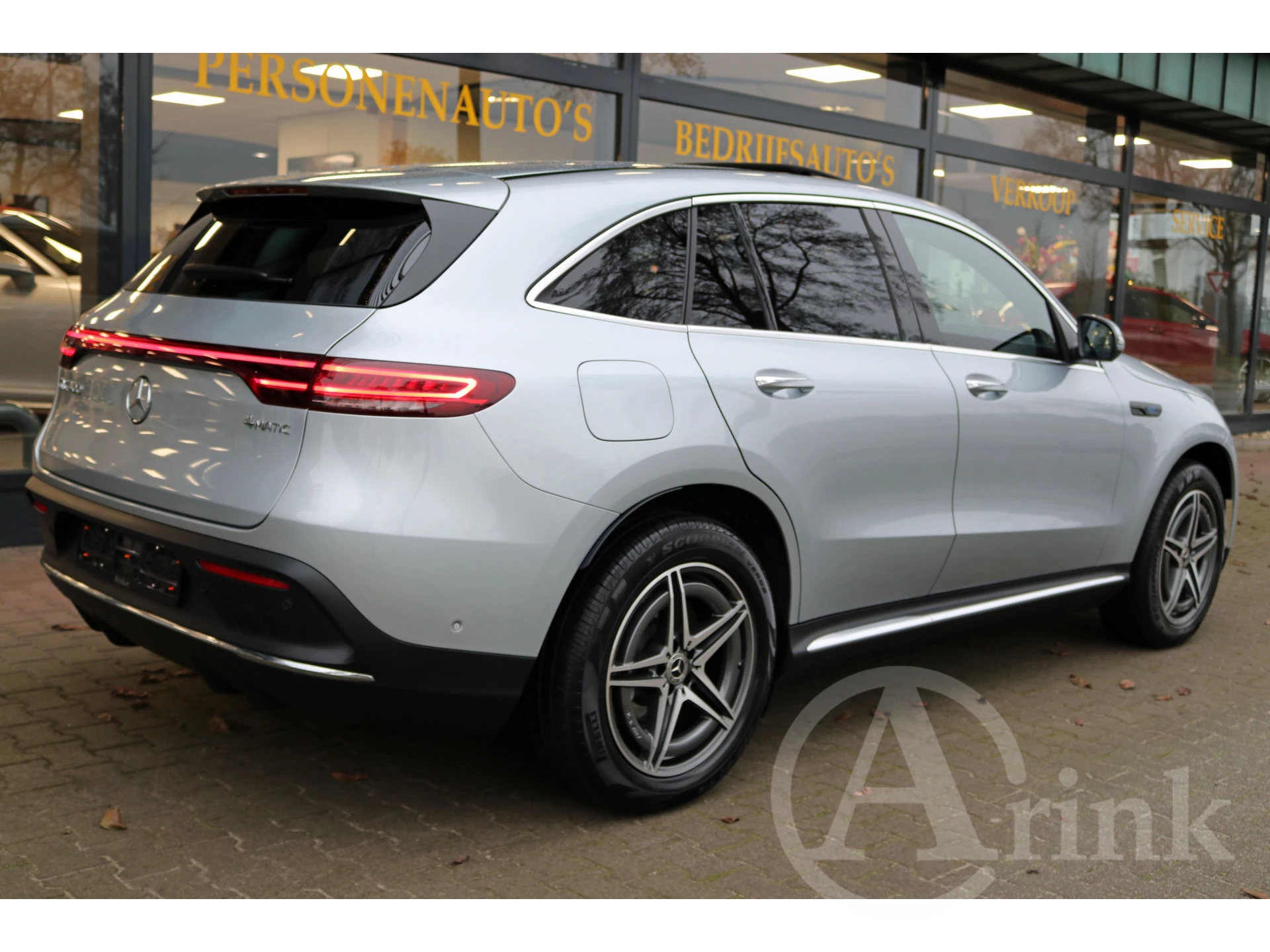 Hoofdafbeelding Mercedes-Benz EQC