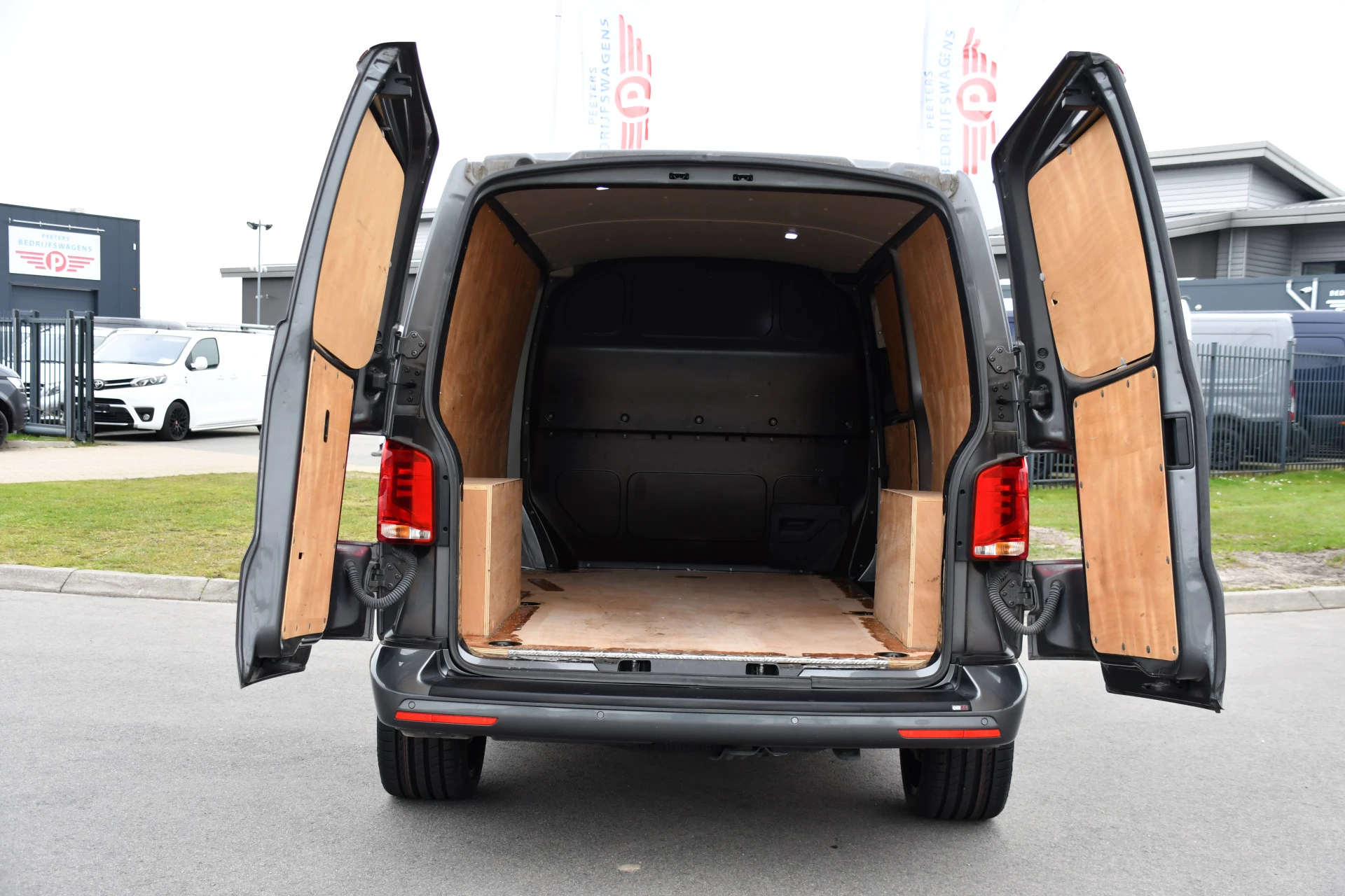 Hoofdafbeelding Volkswagen Transporter