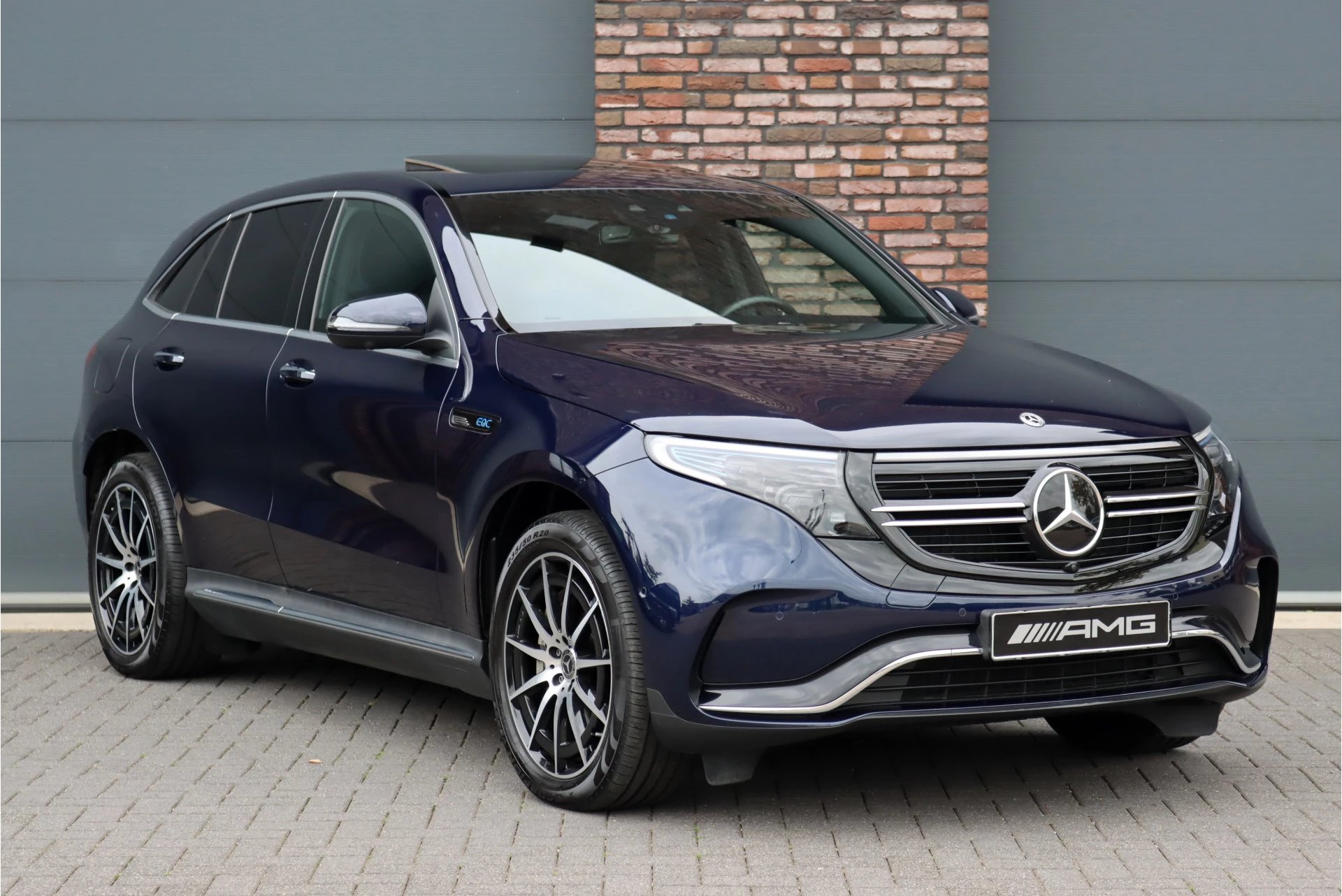 Hoofdafbeelding Mercedes-Benz EQC