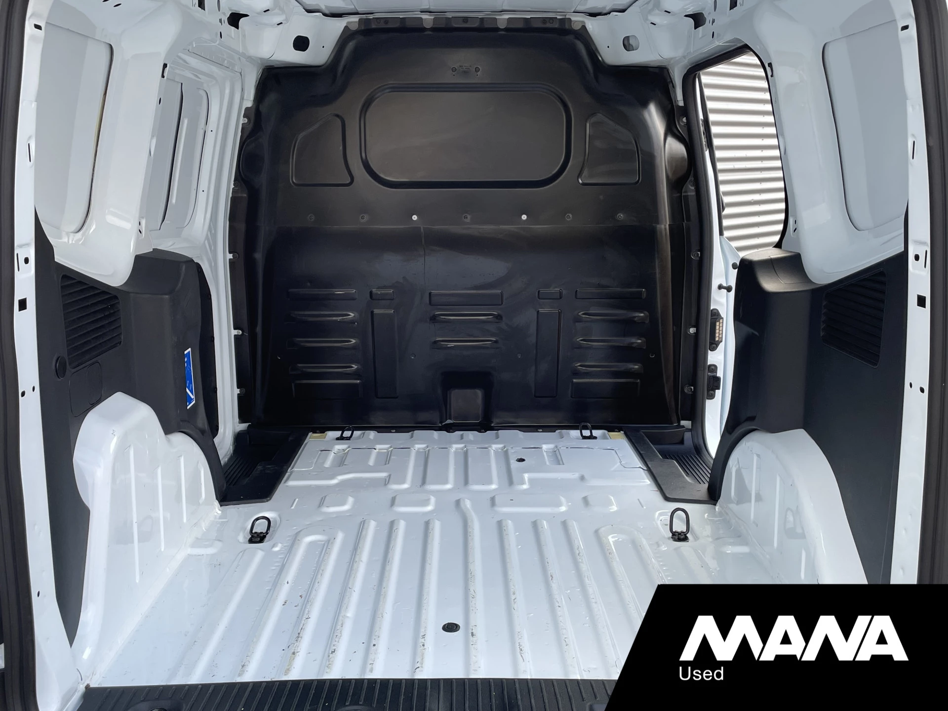 Hoofdafbeelding Ford Transit Courier