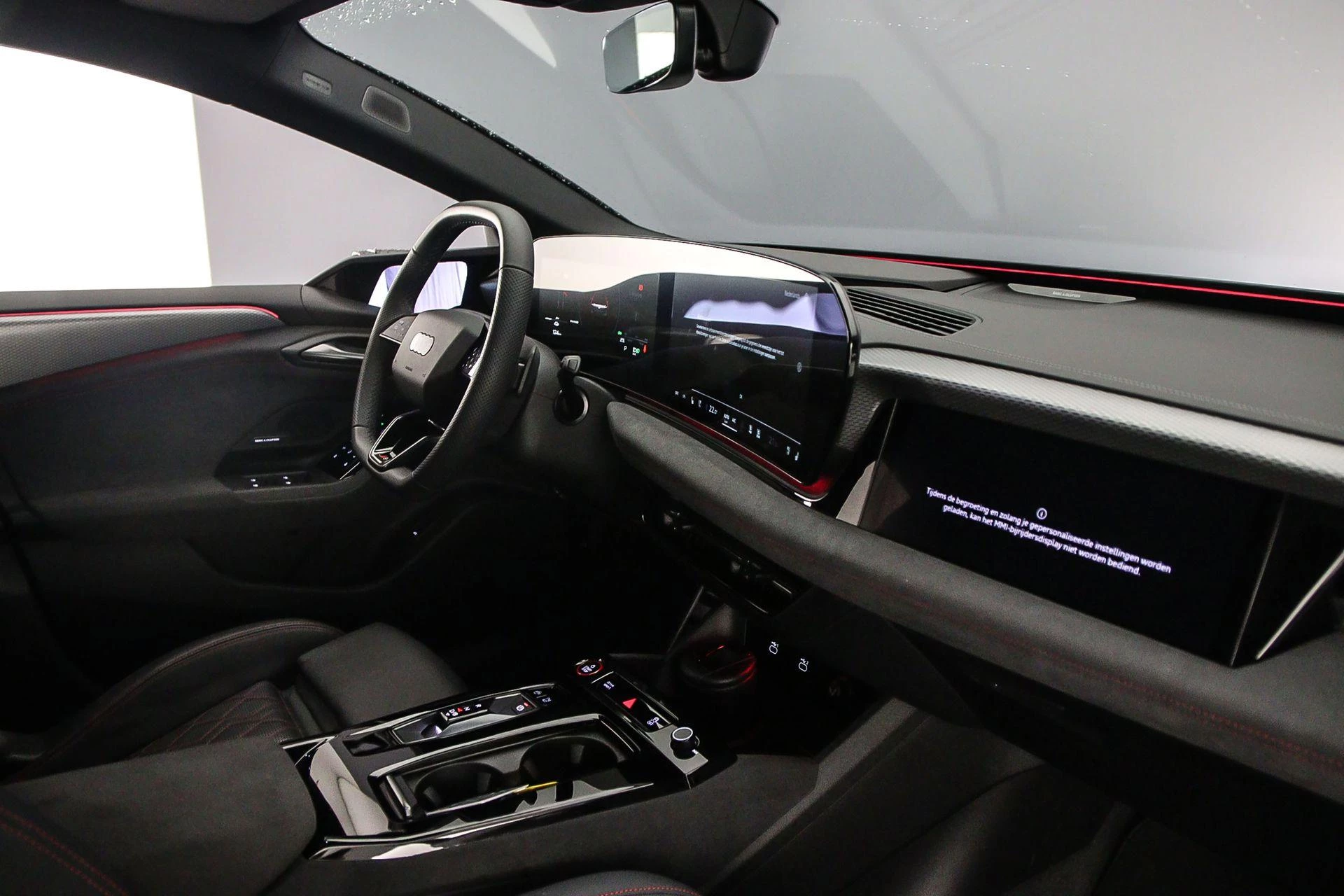 Hoofdafbeelding Audi A6 Avant e-tron