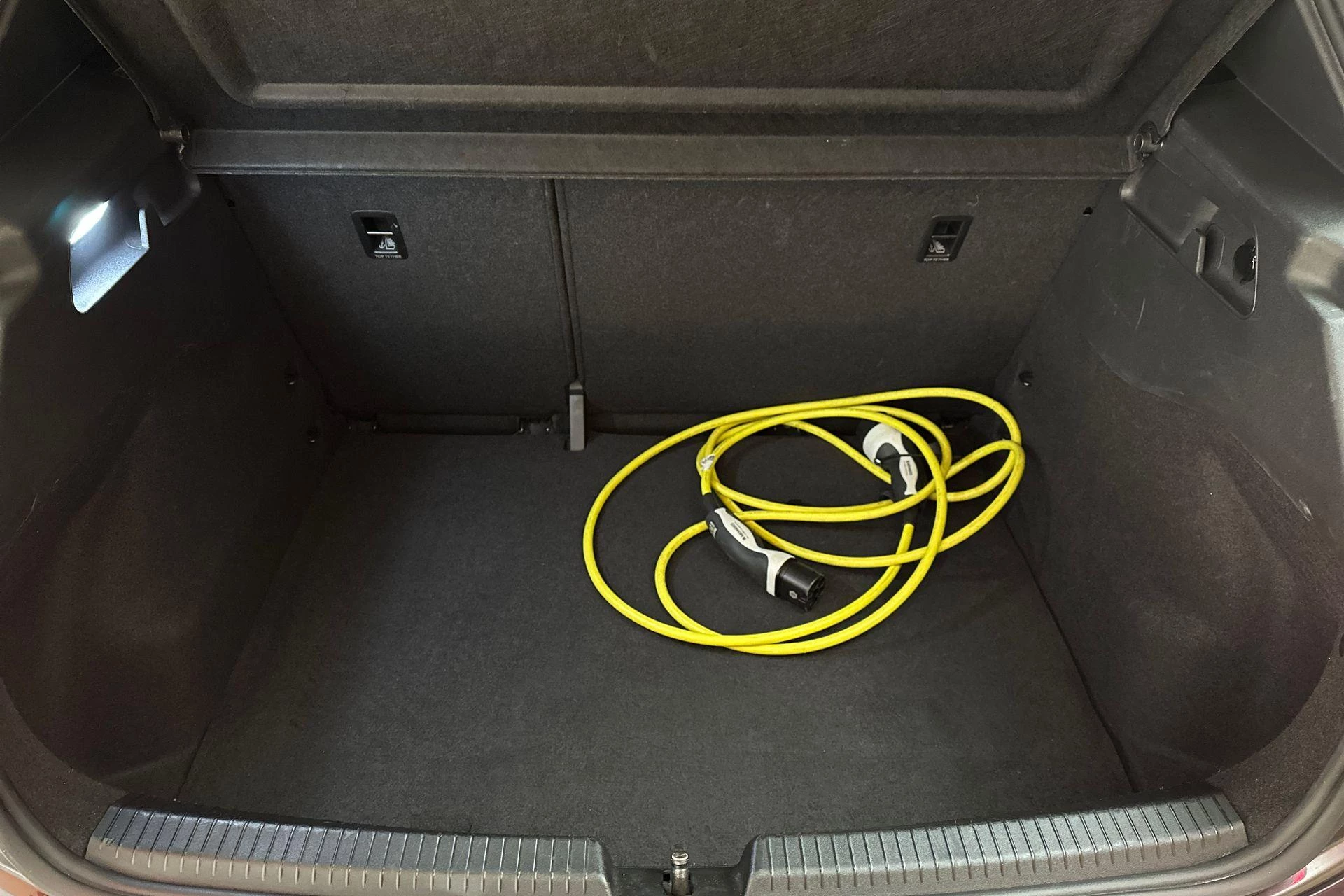 Hoofdafbeelding CUPRA Born