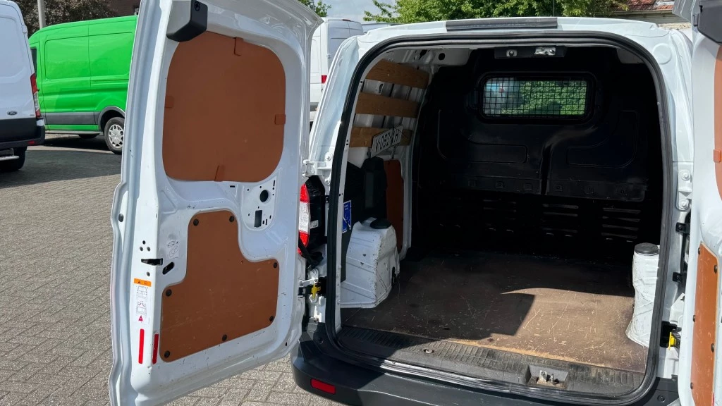 Hoofdafbeelding Ford Transit Courier