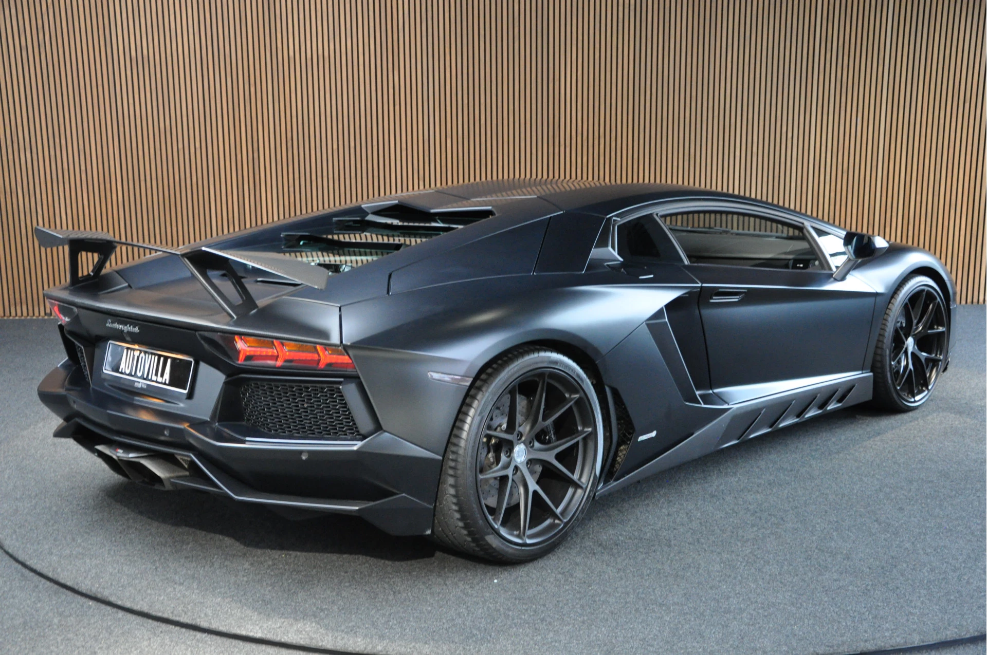 Hoofdafbeelding Lamborghini Aventador