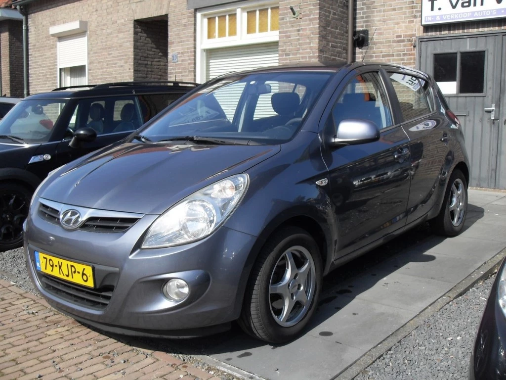 Hoofdafbeelding Hyundai i20