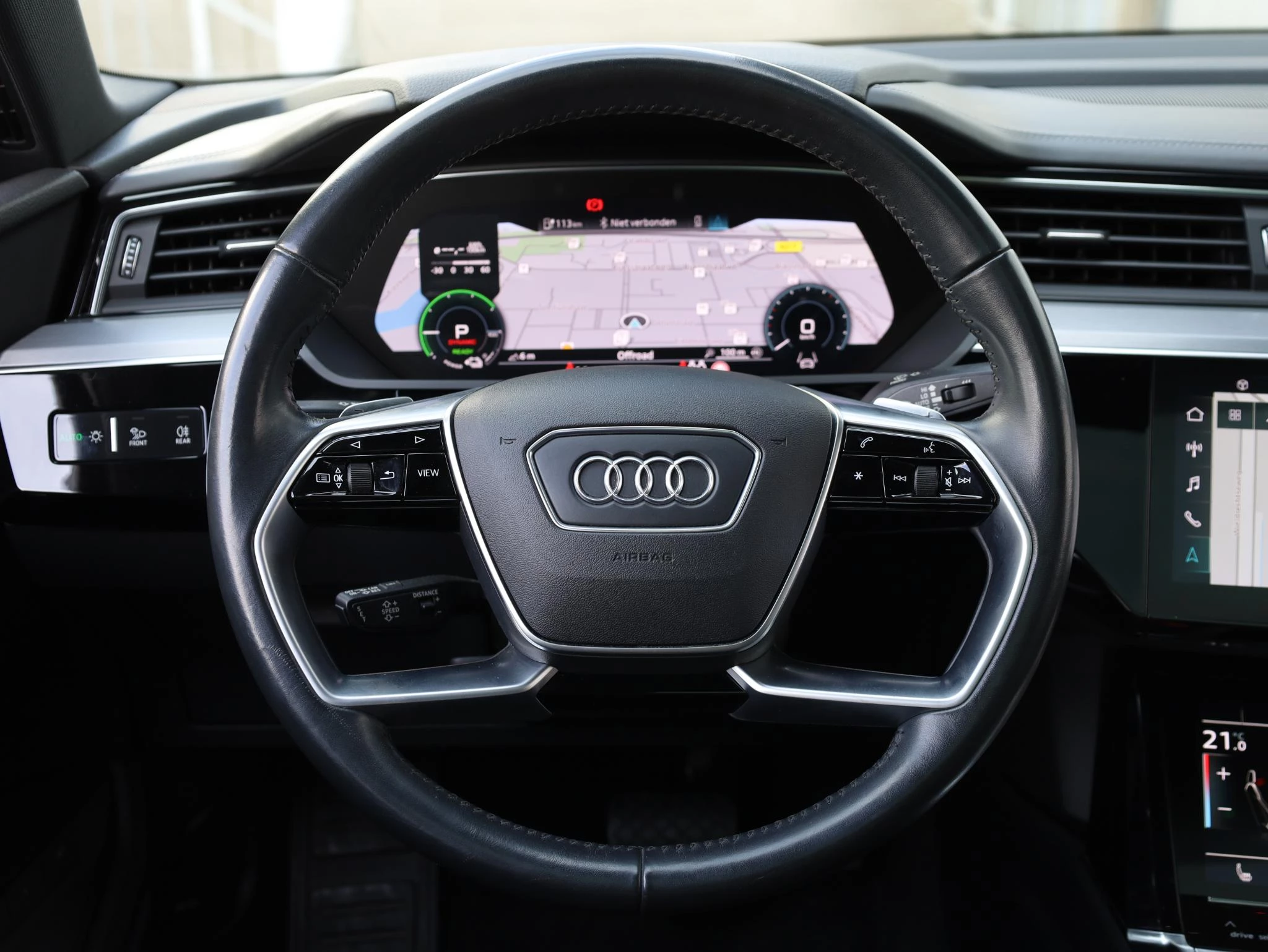 Hoofdafbeelding Audi e-tron