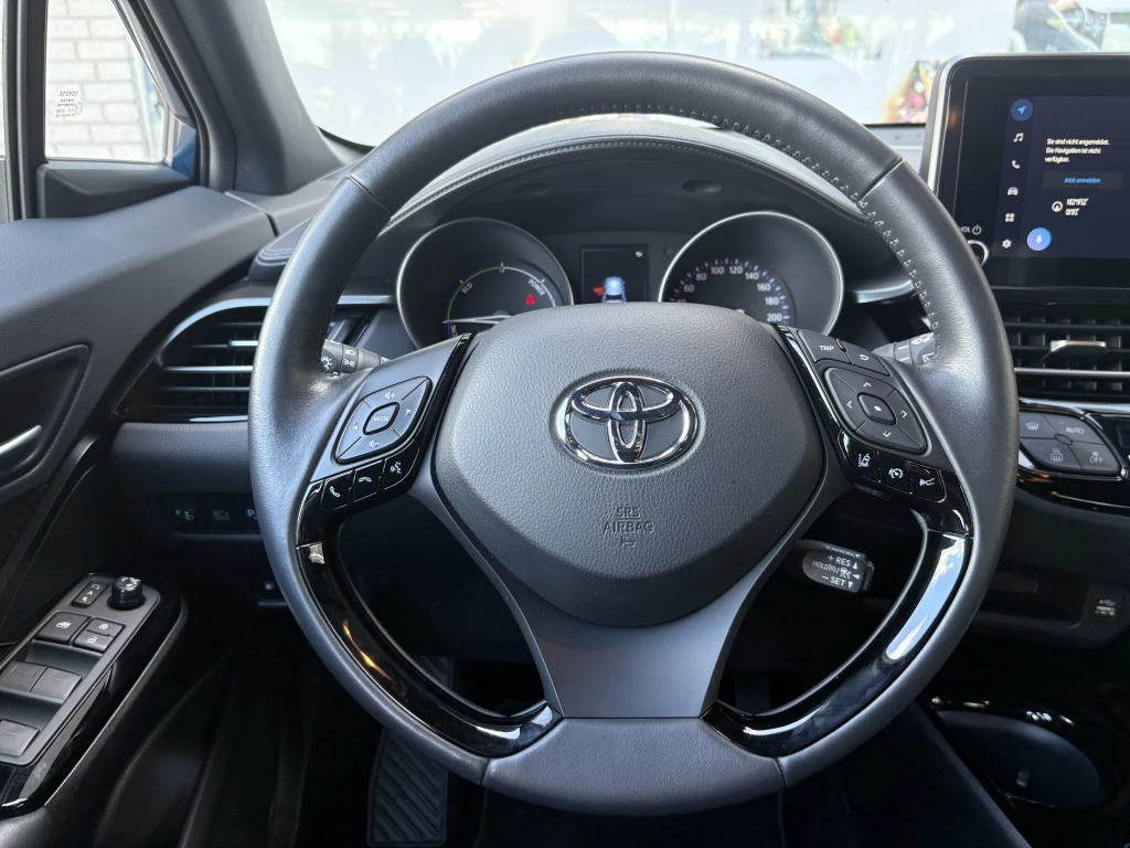 Hoofdafbeelding Toyota C-HR