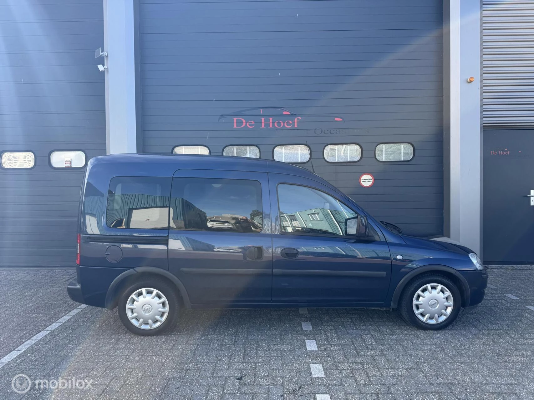 Hoofdafbeelding Opel Tour