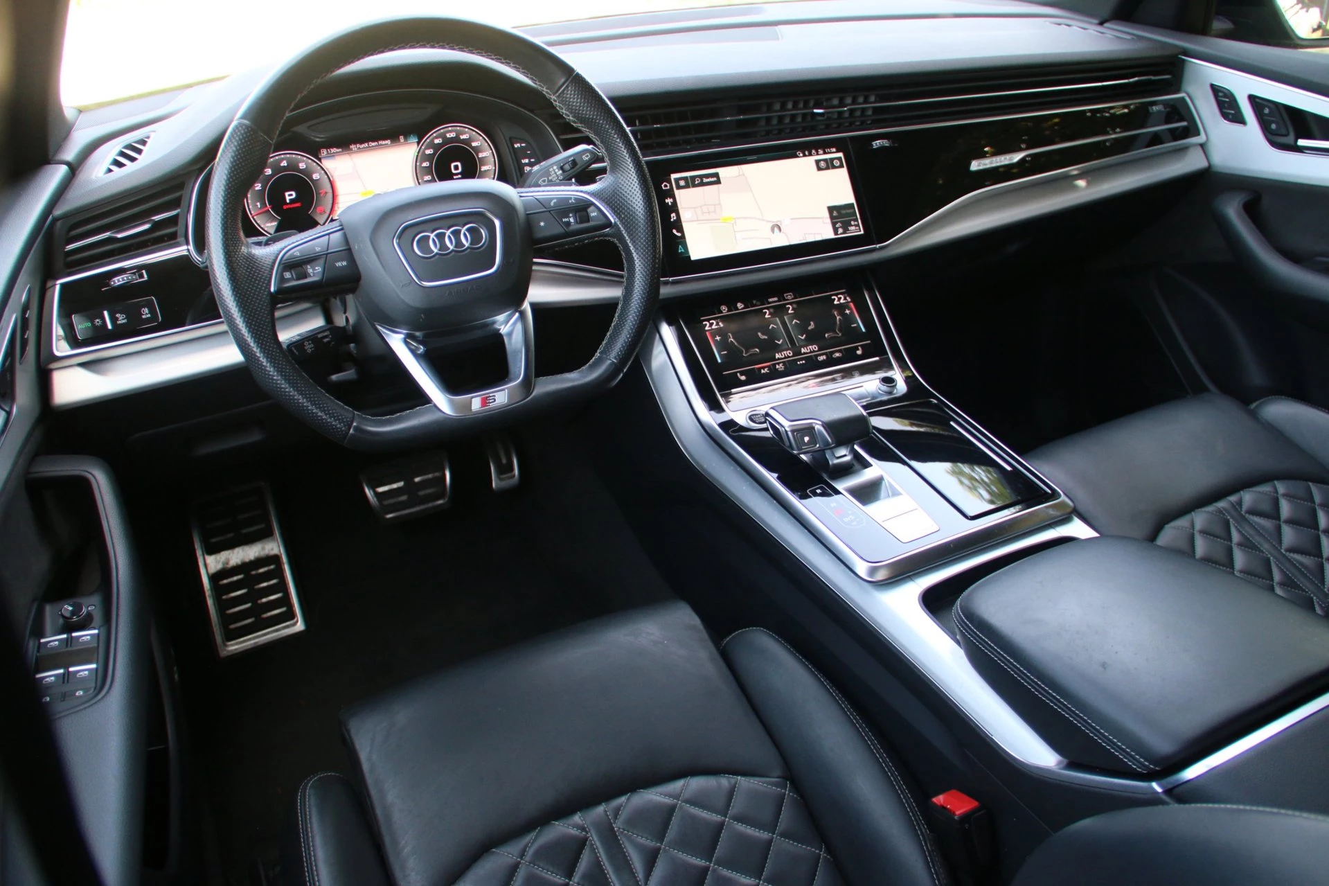 Hoofdafbeelding Audi Q8