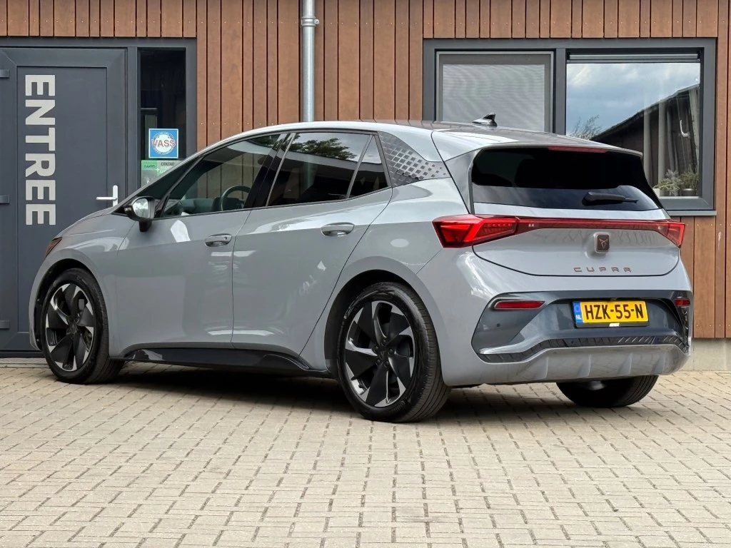 Hoofdafbeelding CUPRA Born