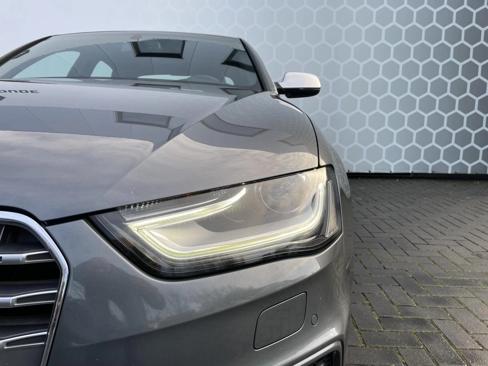 Hoofdafbeelding Audi S4