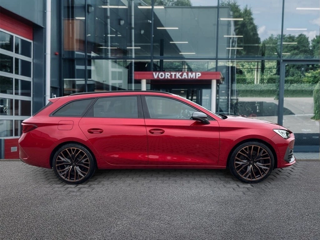 Hoofdafbeelding CUPRA Leon Sportstourer