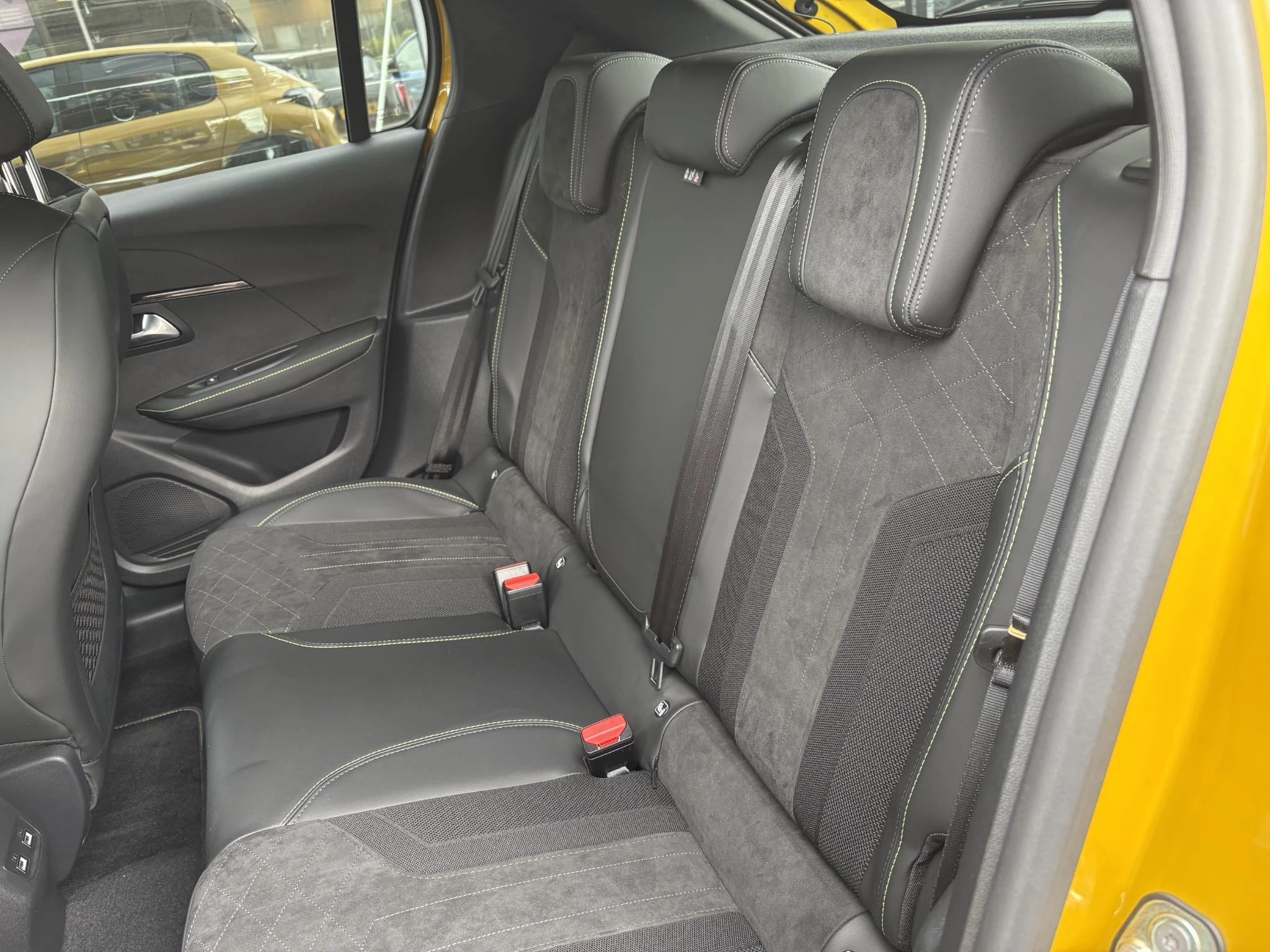 Hoofdafbeelding Peugeot e-208
