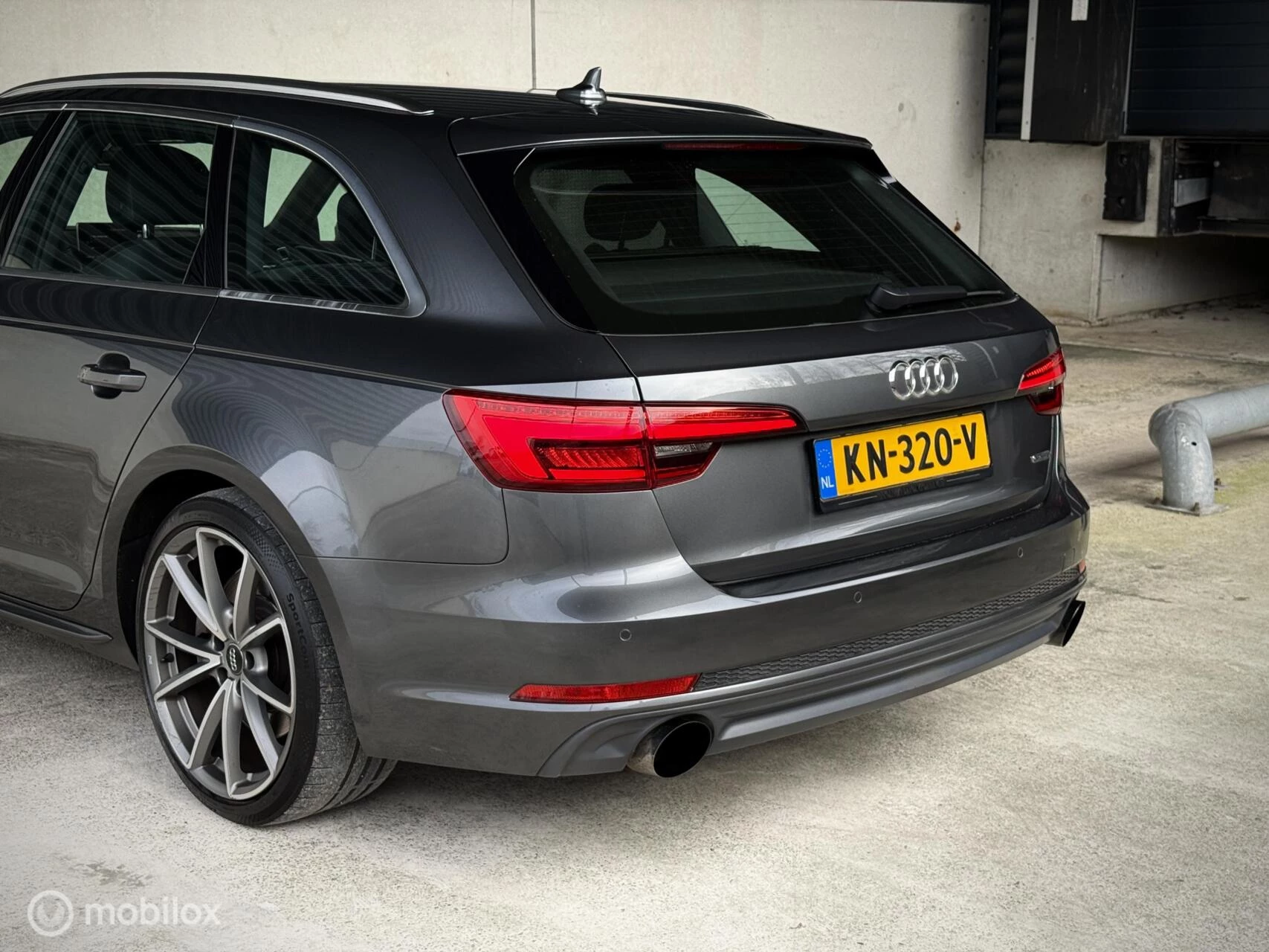 Hoofdafbeelding Audi A4