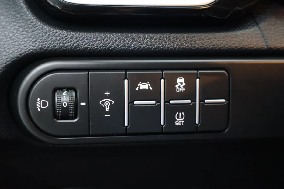Hoofdafbeelding Kia Ceed