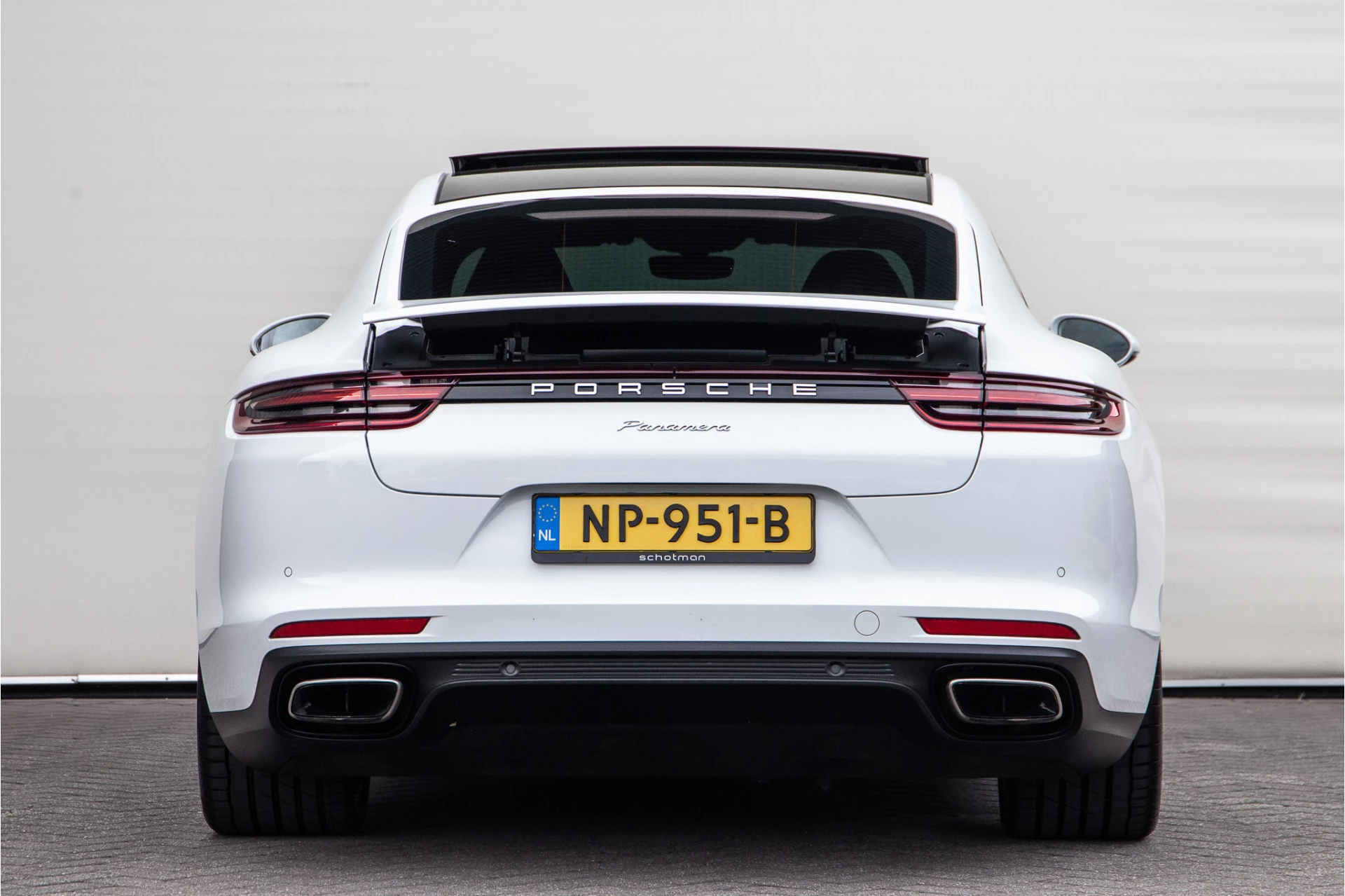 Hoofdafbeelding Porsche Panamera